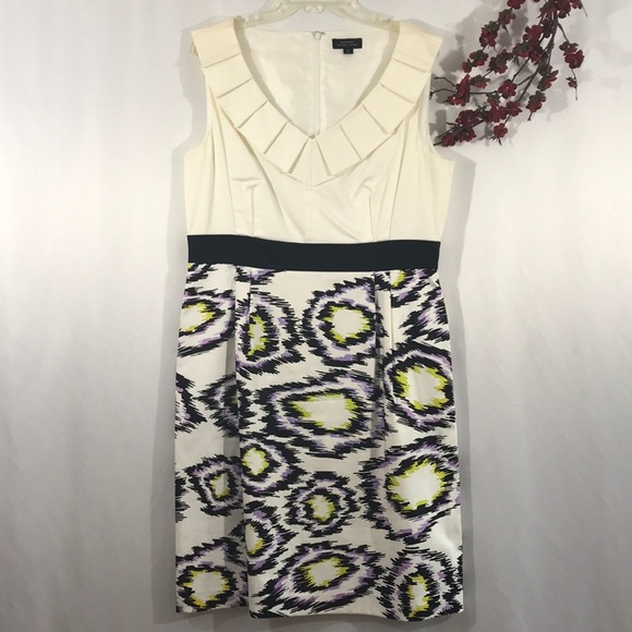 💋❤️HOST PICK❤️💋Beautiful Tahari Arthur S Levine V-neck Dress - Picture 1 of 6